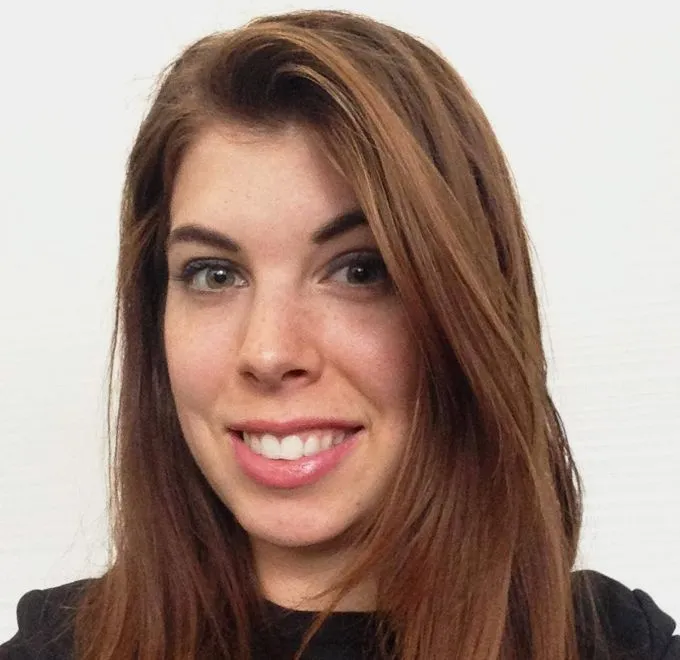 Andrea Brown, Konsus
